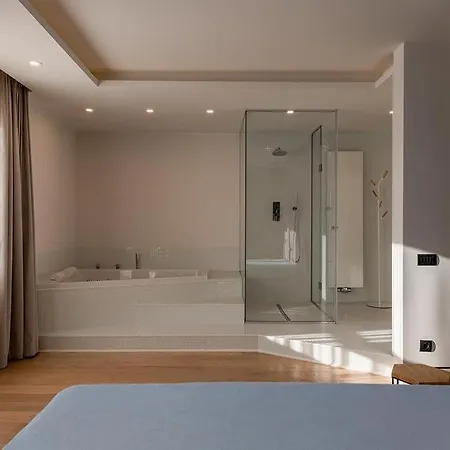 Sauna&jacuzzi דירה קלוז'-נאפוקה