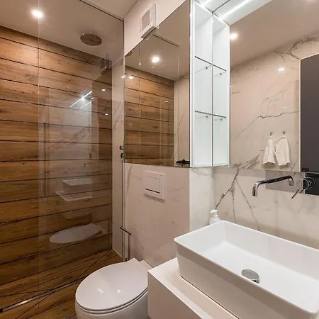 Sauna&jacuzzi דירה